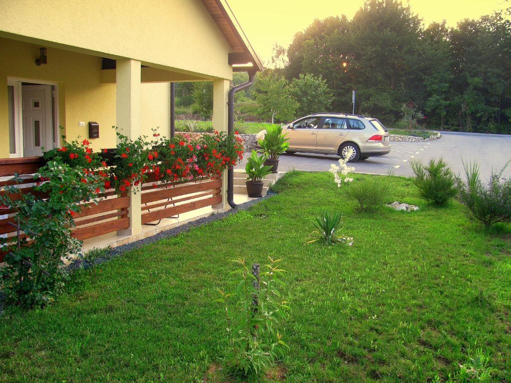 House Sekulic Hotel Grabovac  Eksteriør billede